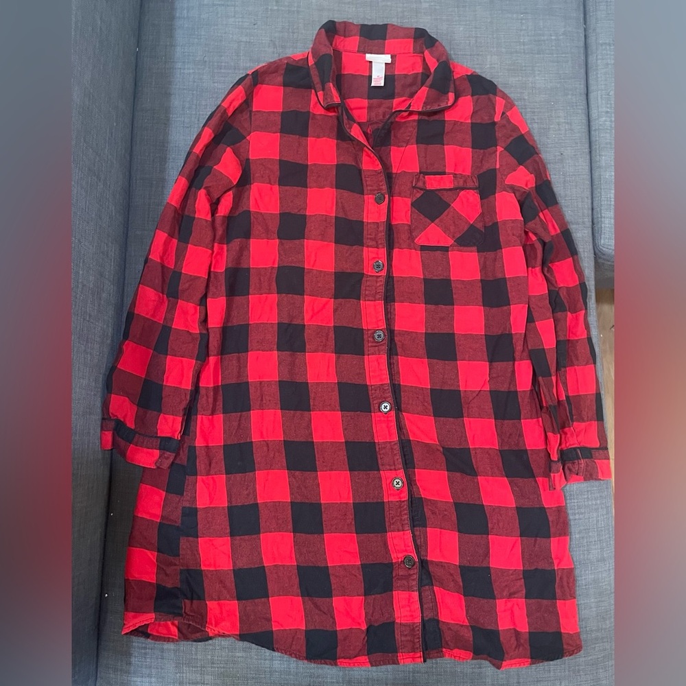 Wondershop Women’s Red and Black Plaid Sleepwear - Size Medium